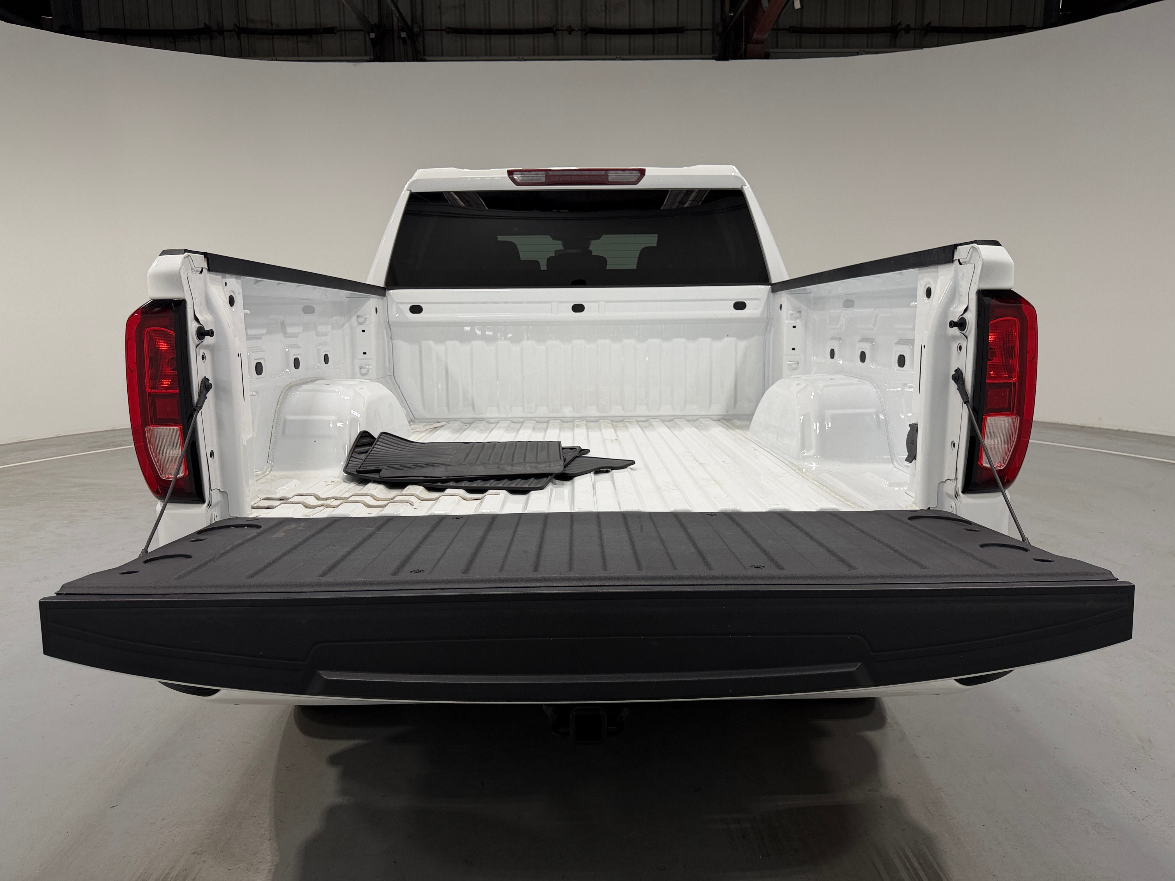 gmc sierra 1500 2024 3GTPUJEK7RG231831 image gmc sierra 1500 2024 3GTPUJEK7RG231831 image